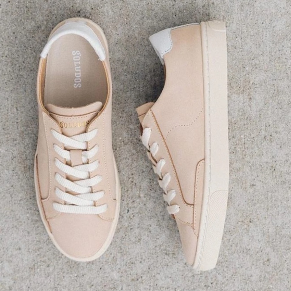 Soludos Ibiza classic leather sneakers.
